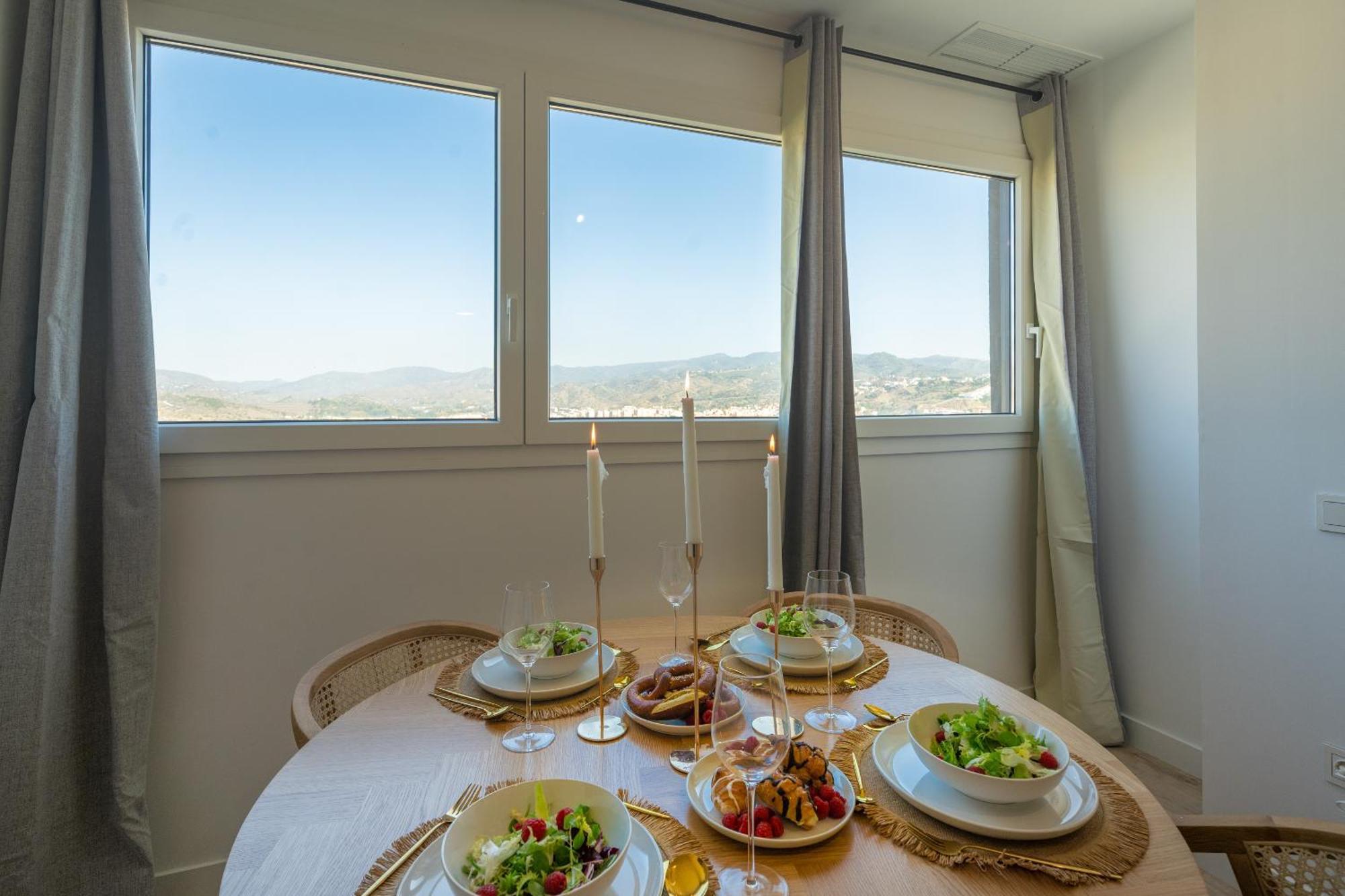 Xpce Urban 3 Malaga Skyline - Parking Free Apartment ภายนอก รูปภาพ