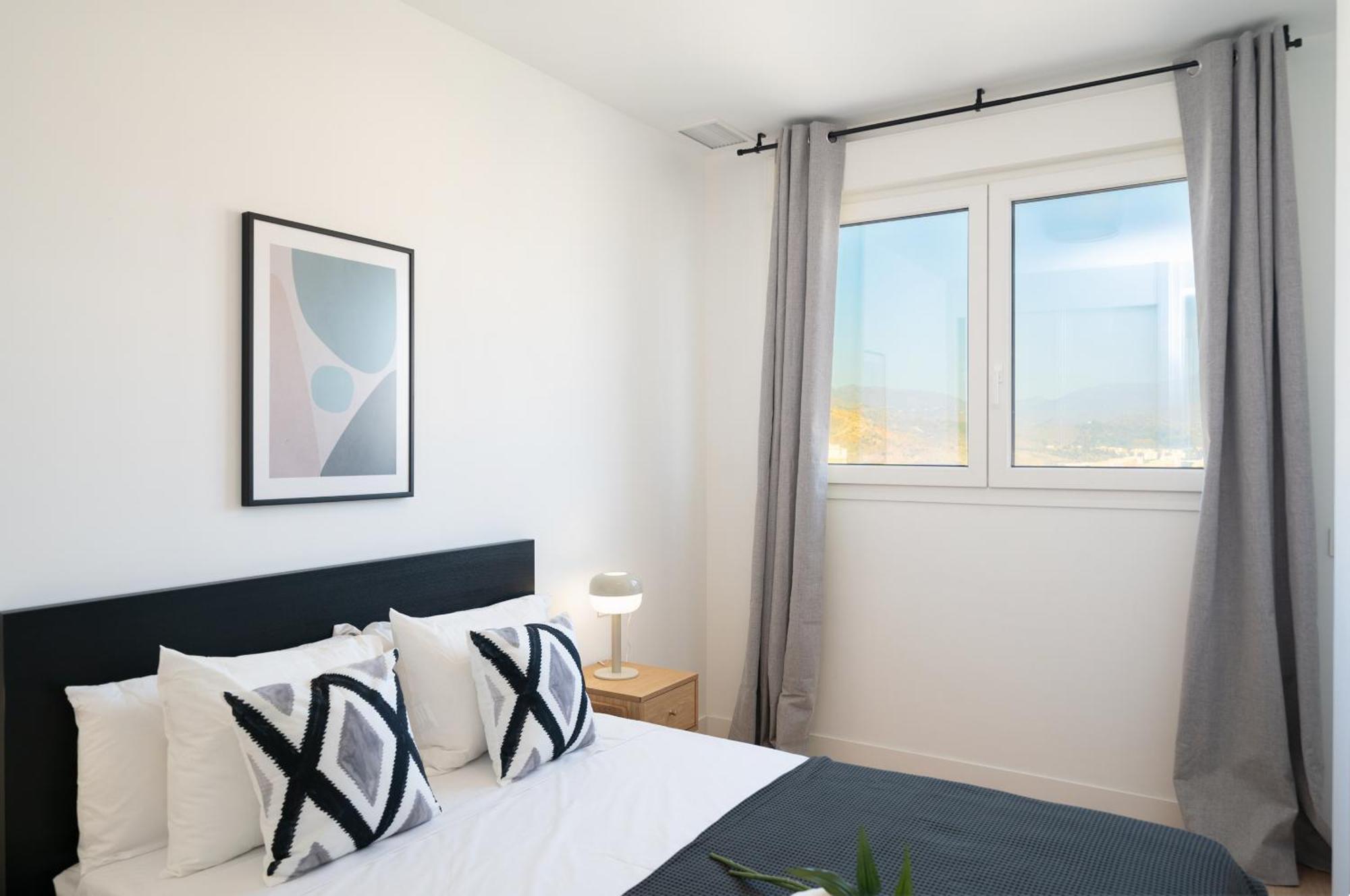 Xpce Urban 3 Malaga Skyline - Parking Free Apartment ภายนอก รูปภาพ