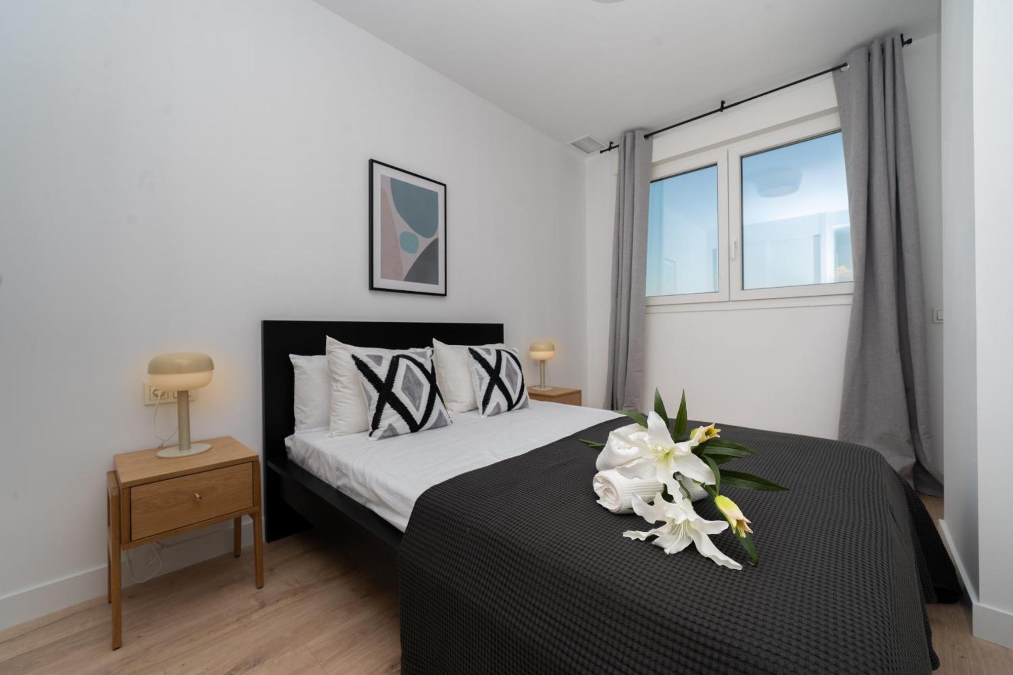 Xpce Urban 3 Malaga Skyline - Parking Free Apartment ภายนอก รูปภาพ