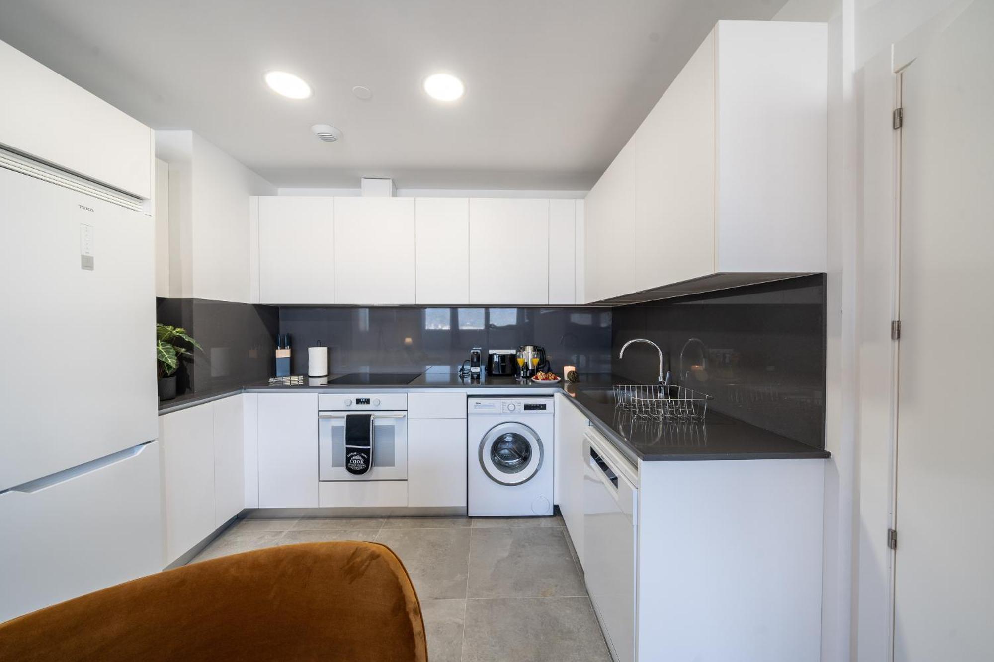 Xpce Urban 3 Malaga Skyline - Parking Free Apartment ภายนอก รูปภาพ